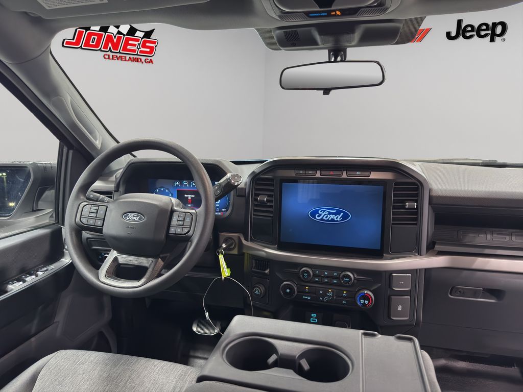 2024 Ford F-150 XL photo 13