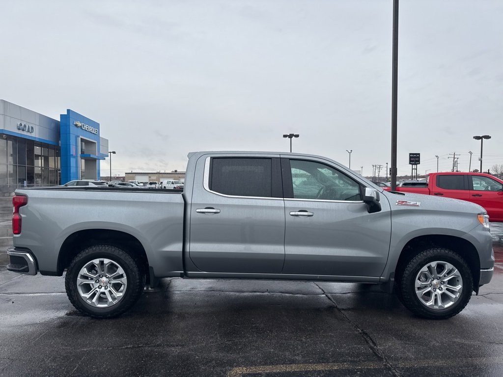 2026 Chevrolet Silverado 1500 LTZ photo 2