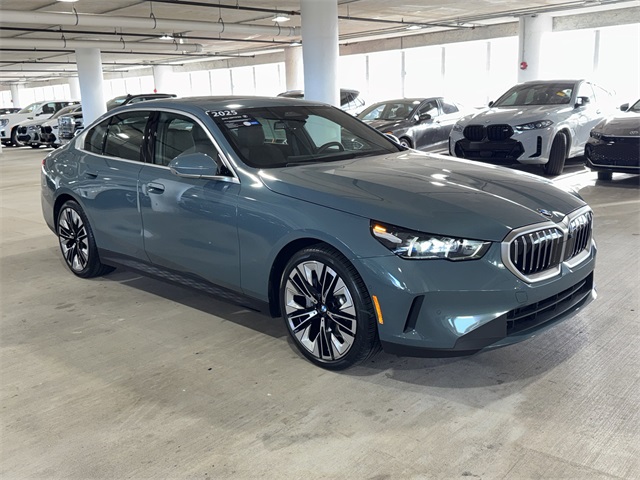 2025 BMW 5 Series 530i's photo