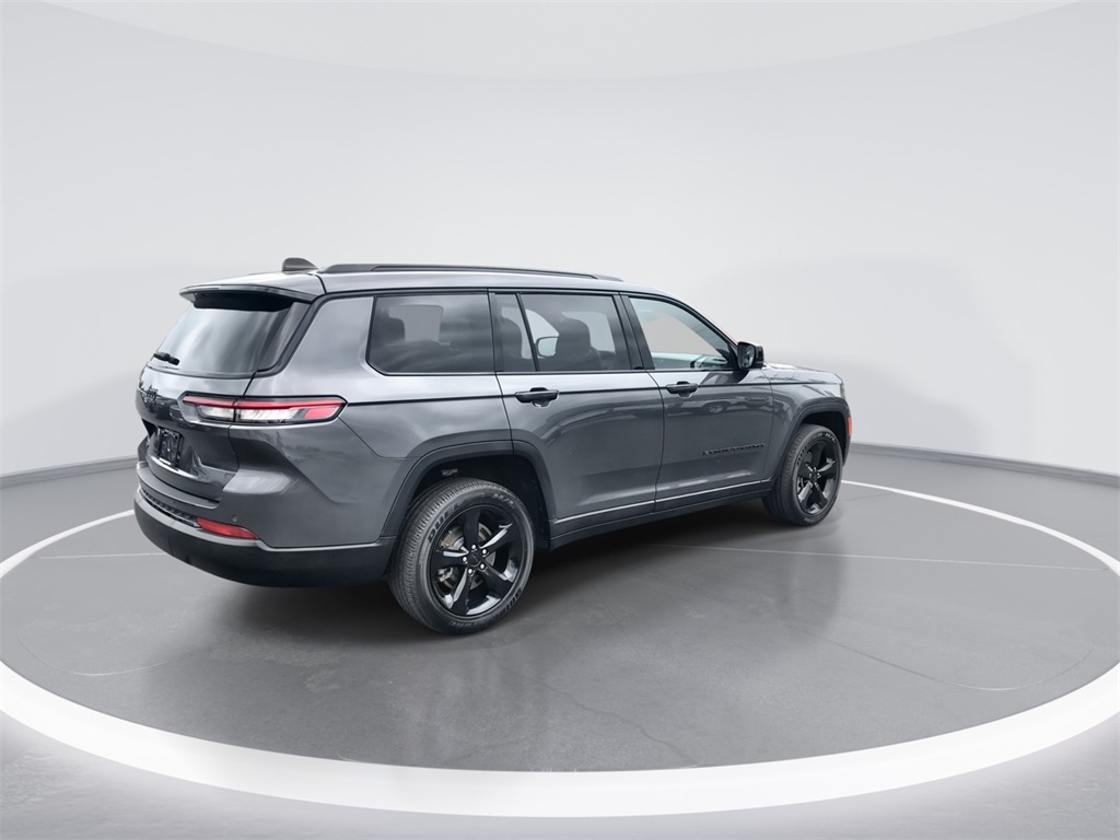 2023 Jeep Grand Cherokee Altitude photo 8