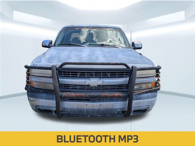 1999 Chevrolet Silverado 1500 LS photo 2