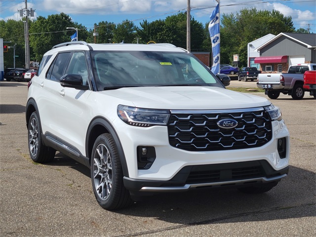 2025 Ford Explorer Platinum photo 2