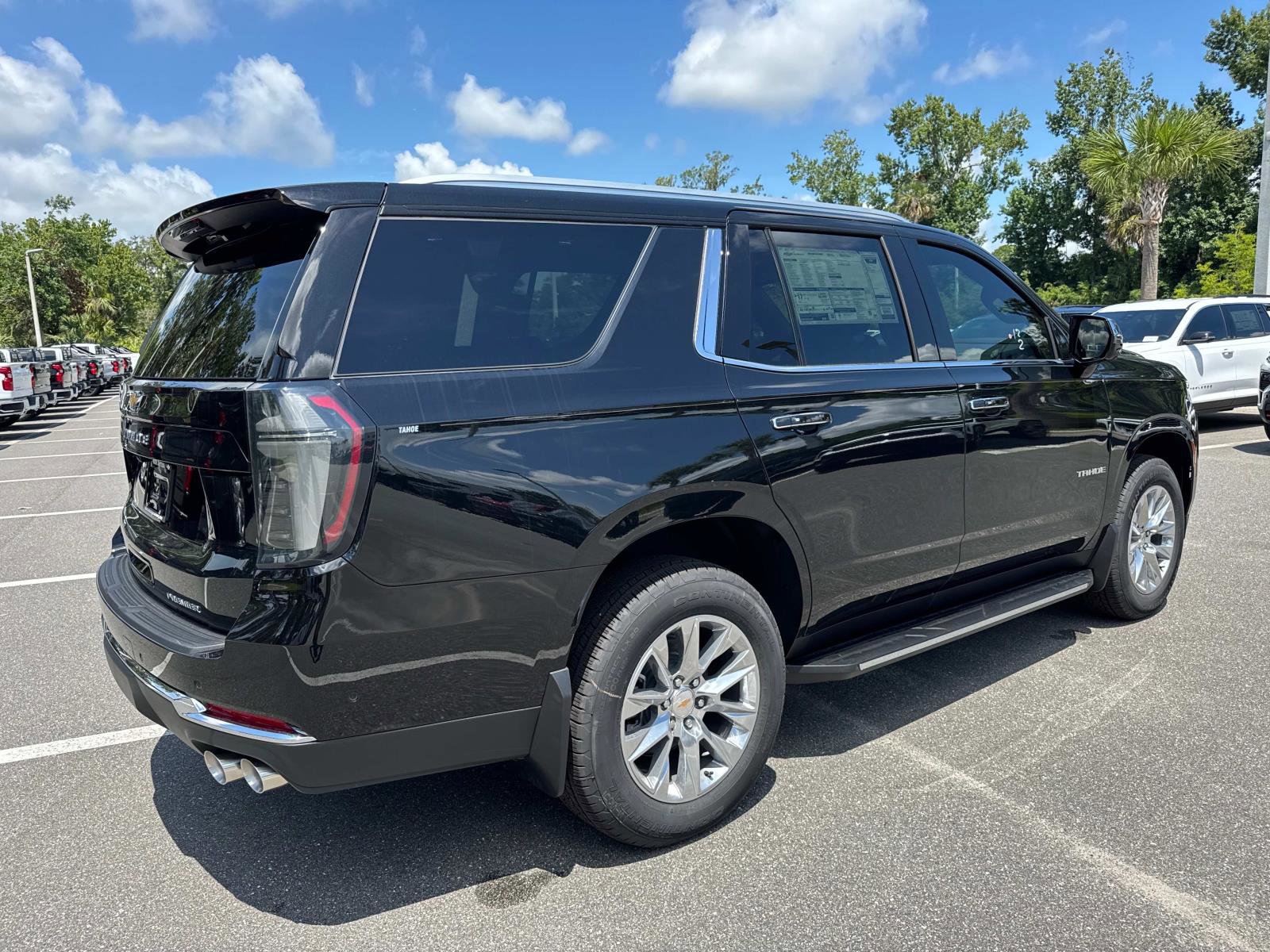 2025 Chevrolet Tahoe Premier photo 3