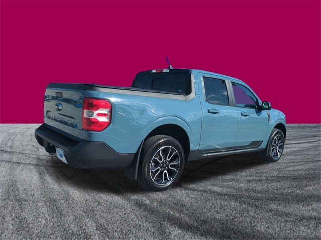 2022 Ford Maverick Lariat photo 2