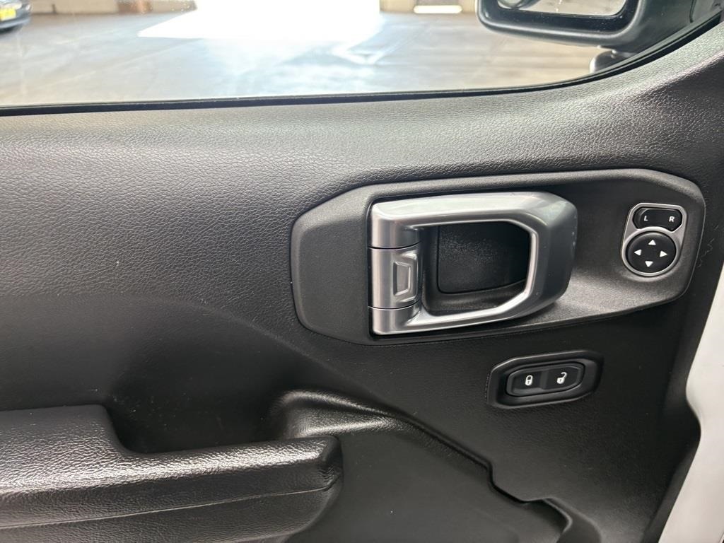 2023 Jeep Gladiator Sport photo 6