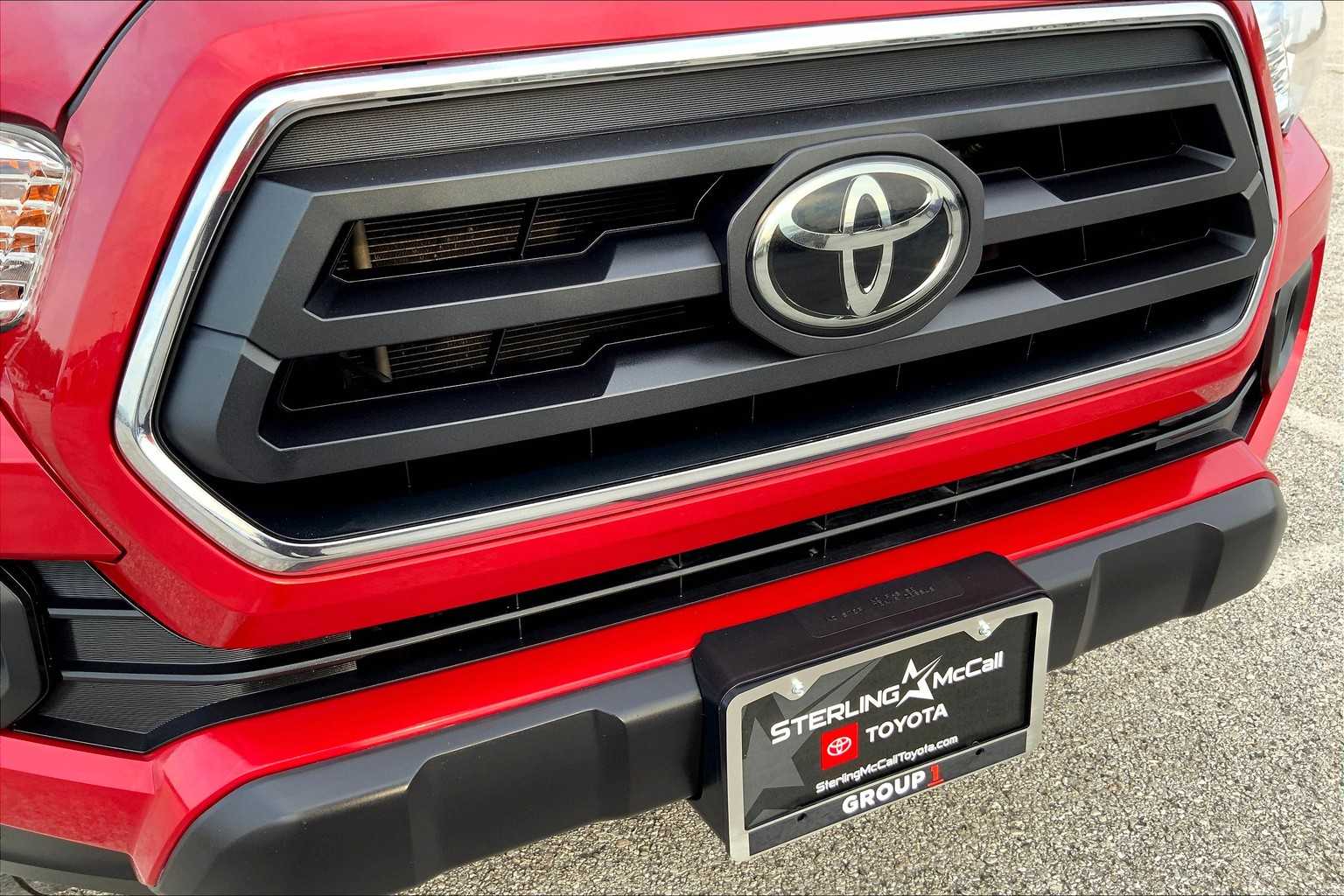 2021 Toyota Tacoma SR5 photo 27