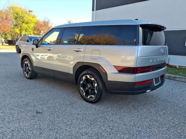 2026 Hyundai Santa Fe SE photo 4