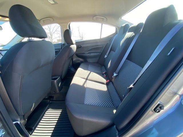 2024 Nissan Versa 1.6 S photo 19