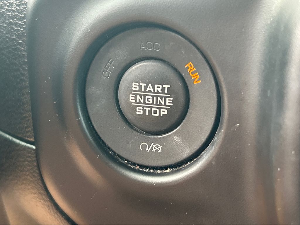 2019 Jeep Wrangler Unlimited Sport S photo 25