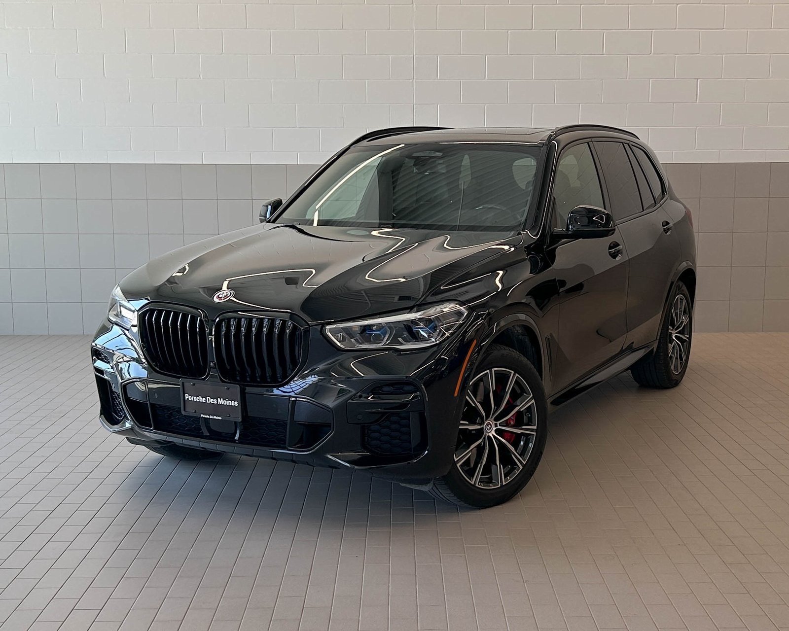 2023 BMW X5 M50i's photo