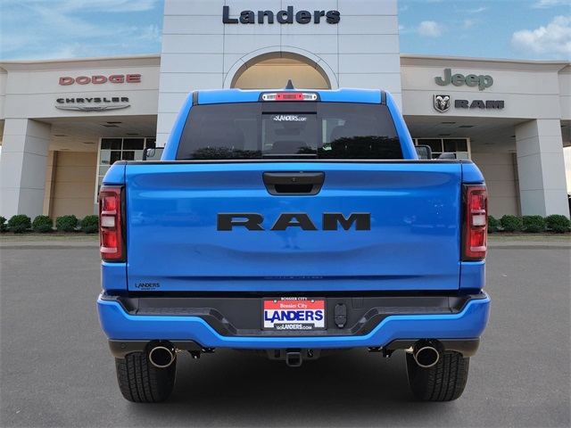 2025 Ram 1500 Tradesman photo 4