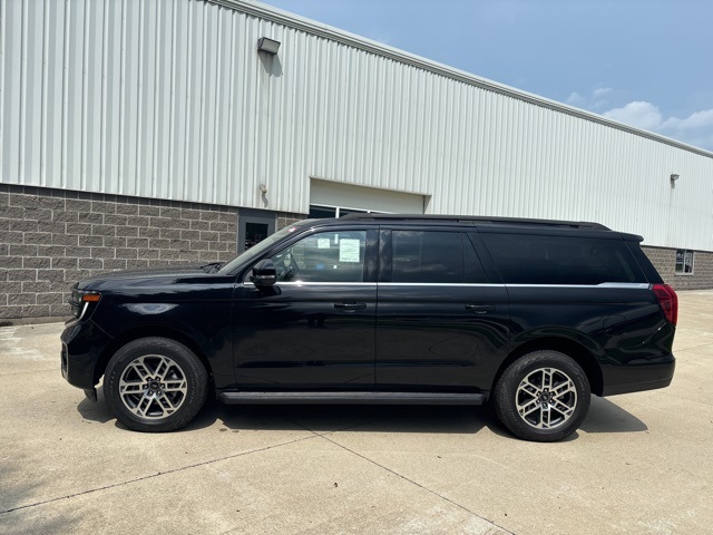2025 Ford Expedition MAX photo 8