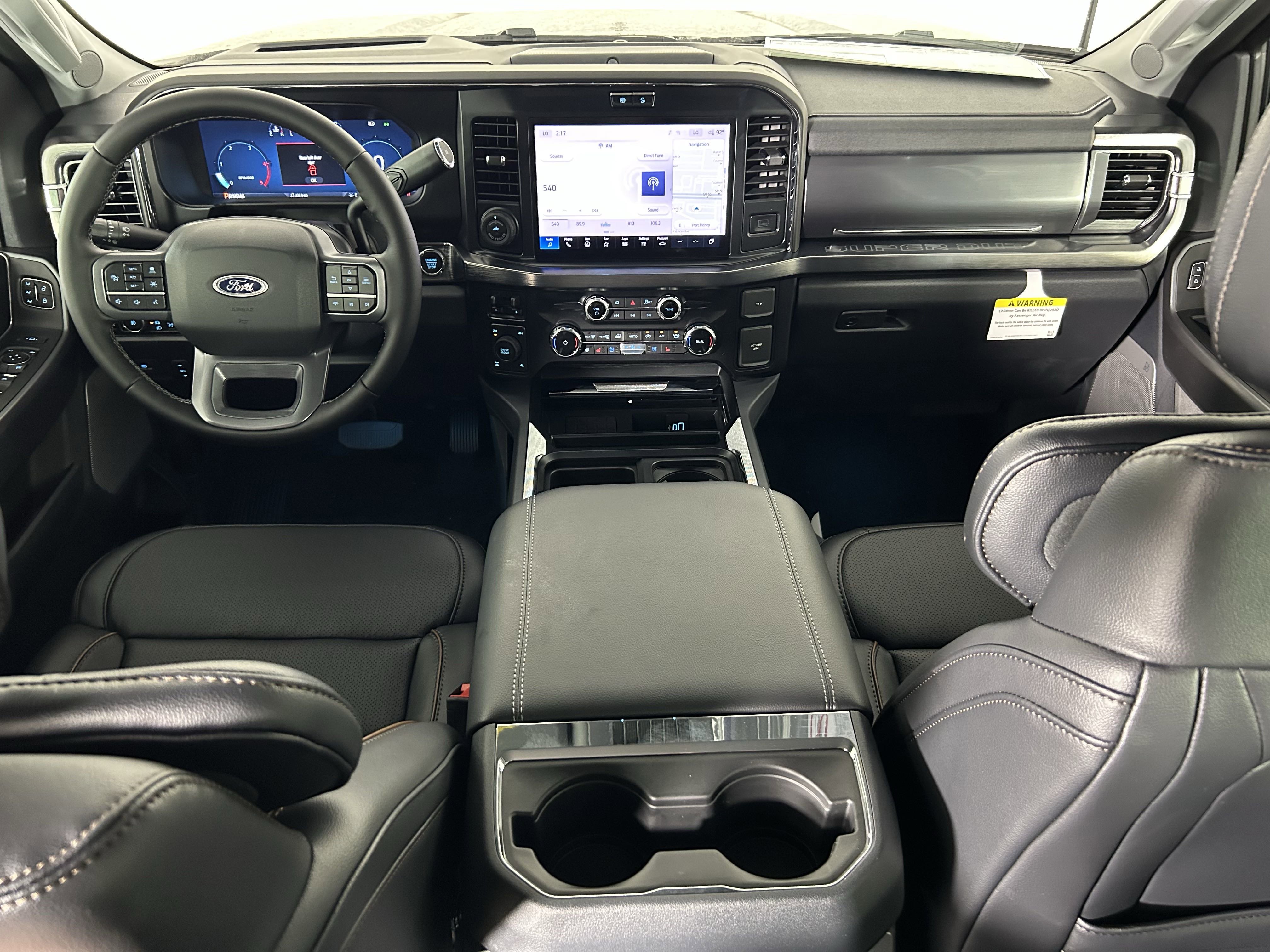 2025 Ford F-250 photo 2