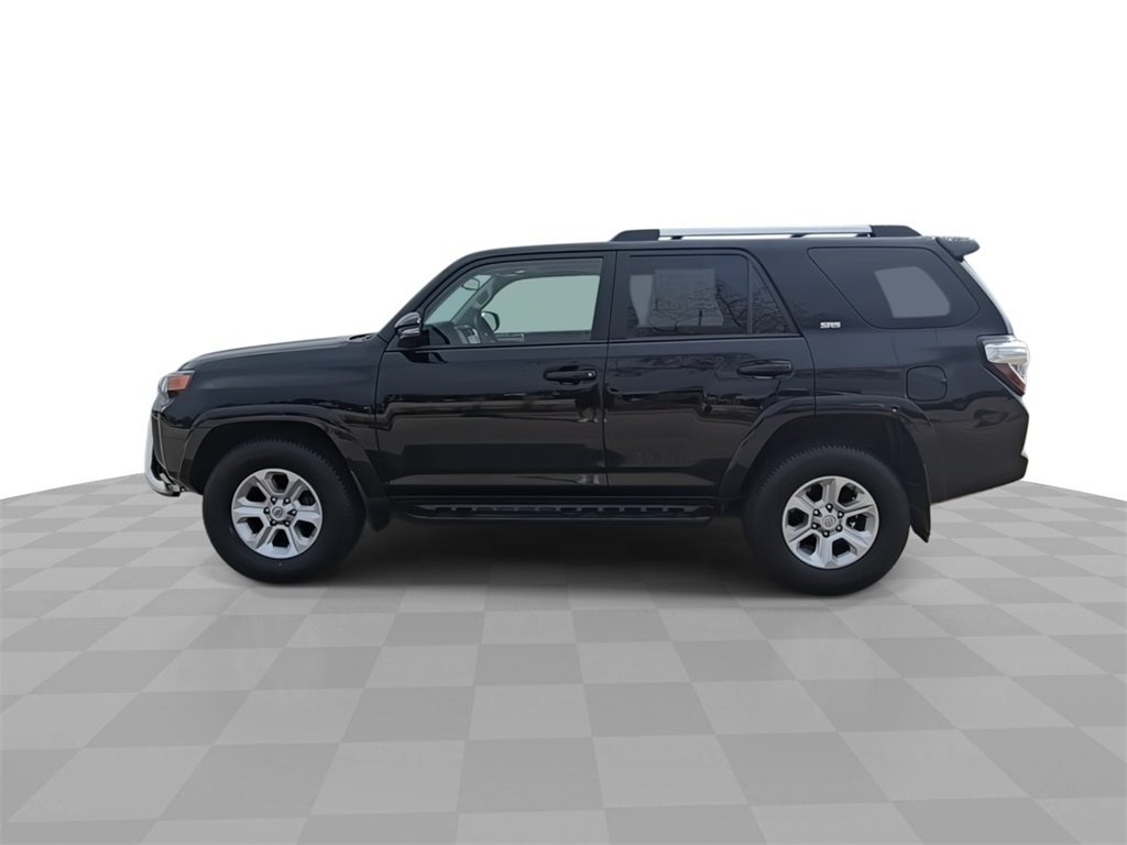 2021 Toyota 4Runner SR5 Premium photo 5