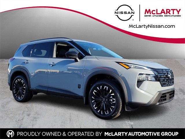 2026 Nissan Rogue Dark Armor's photo