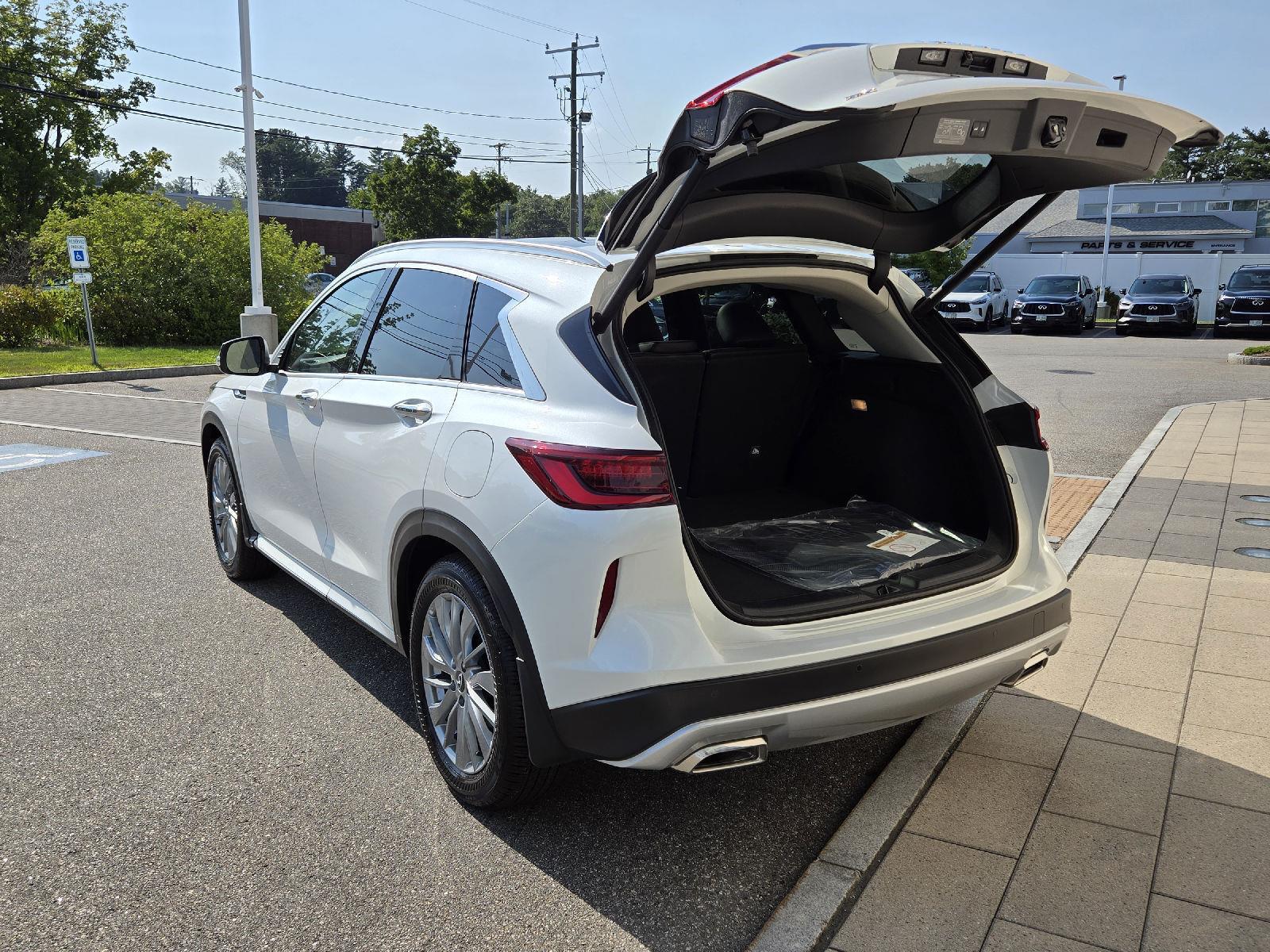 2025 Infiniti QX50 Luxe AWD photo 19