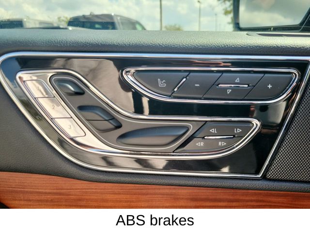 2019 Lincoln Navigator Reserve photo 20