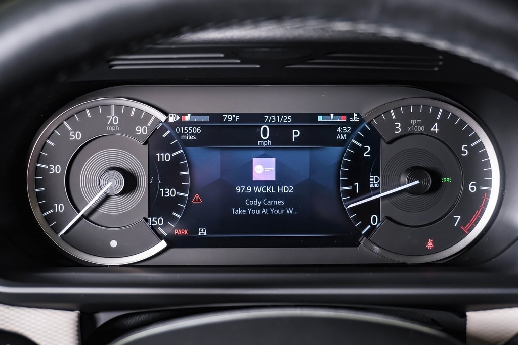 2023 Land Rover Discovery S R-Dynamic photo 19