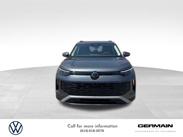 2025 Volkswagen Tiguan S photo 2