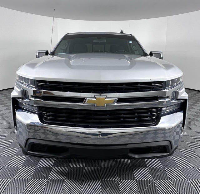 2019 Chevrolet Silverado 1500 LT photo 2