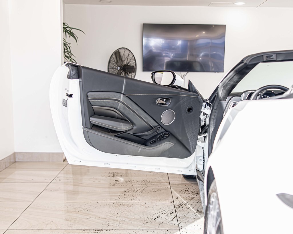 2023 ASTON MARTIN VANTAGE - Image 28