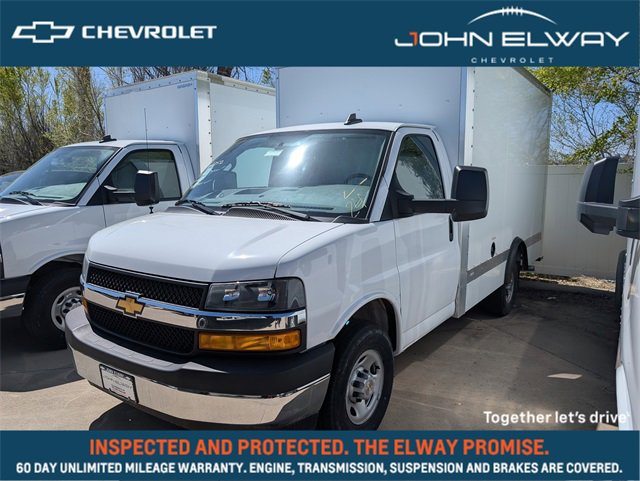 2024 Chevrolet Express Cutaway Base's photo