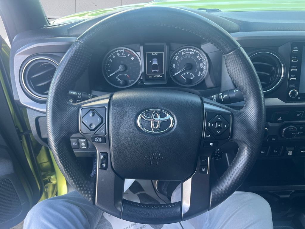 2022 Toyota Tacoma TRD Pro photo 9