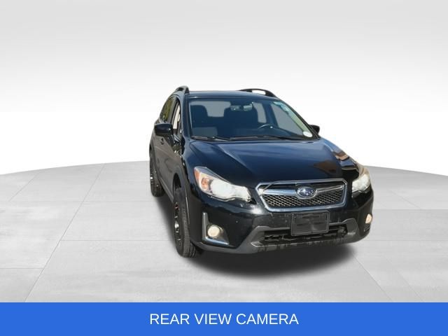 2017 Subaru Crosstrek 2.0i Premium photo 2
