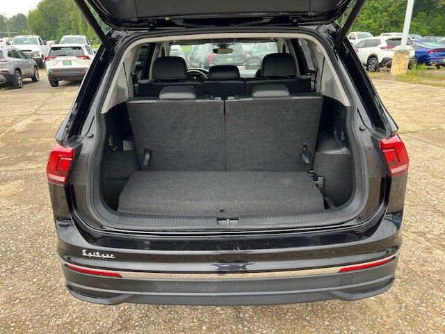 2024 Volkswagen Tiguan SE Wolfsburg Edition photo 36