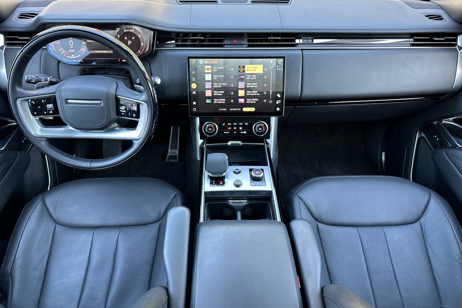 2023 Land Rover Range Rover Autobiography photo 22