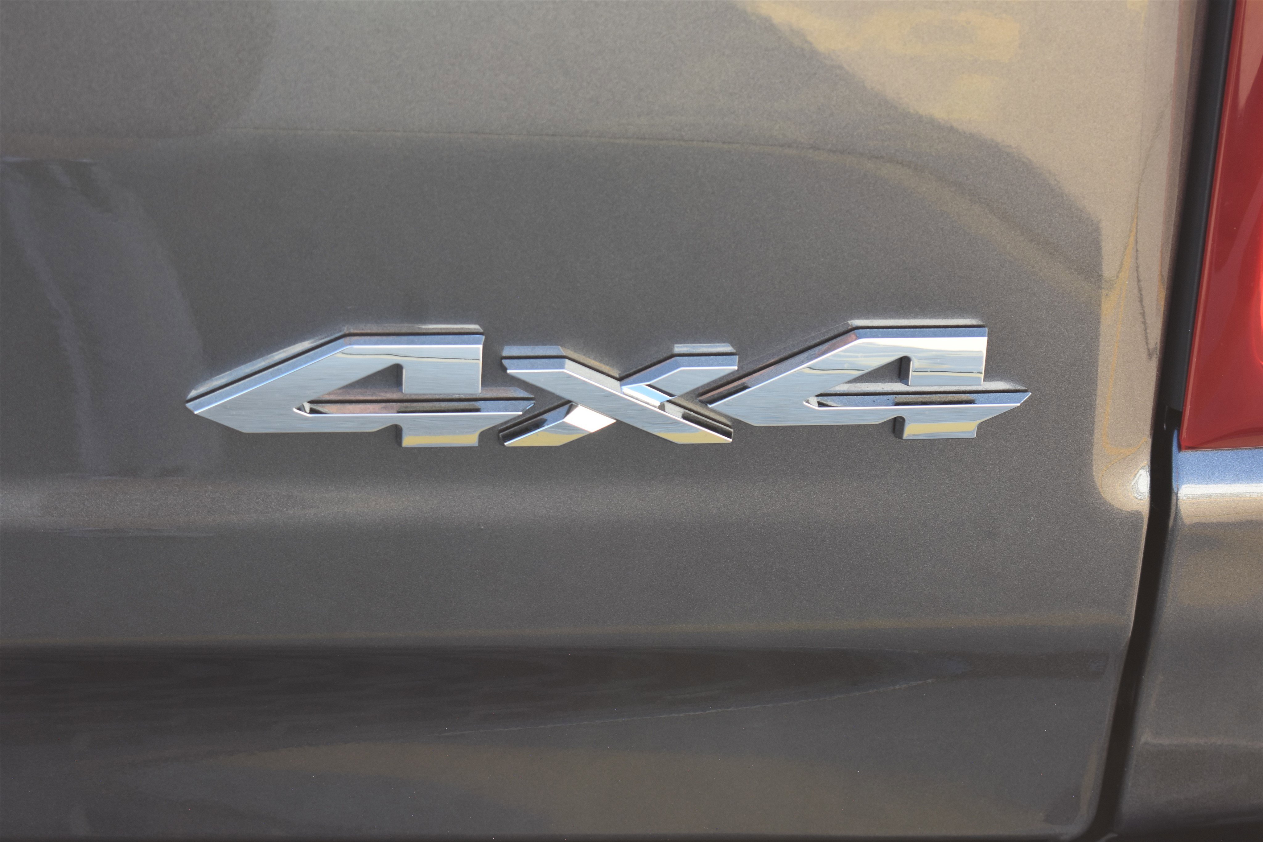 2026 Ram 1500 Laramie photo 3