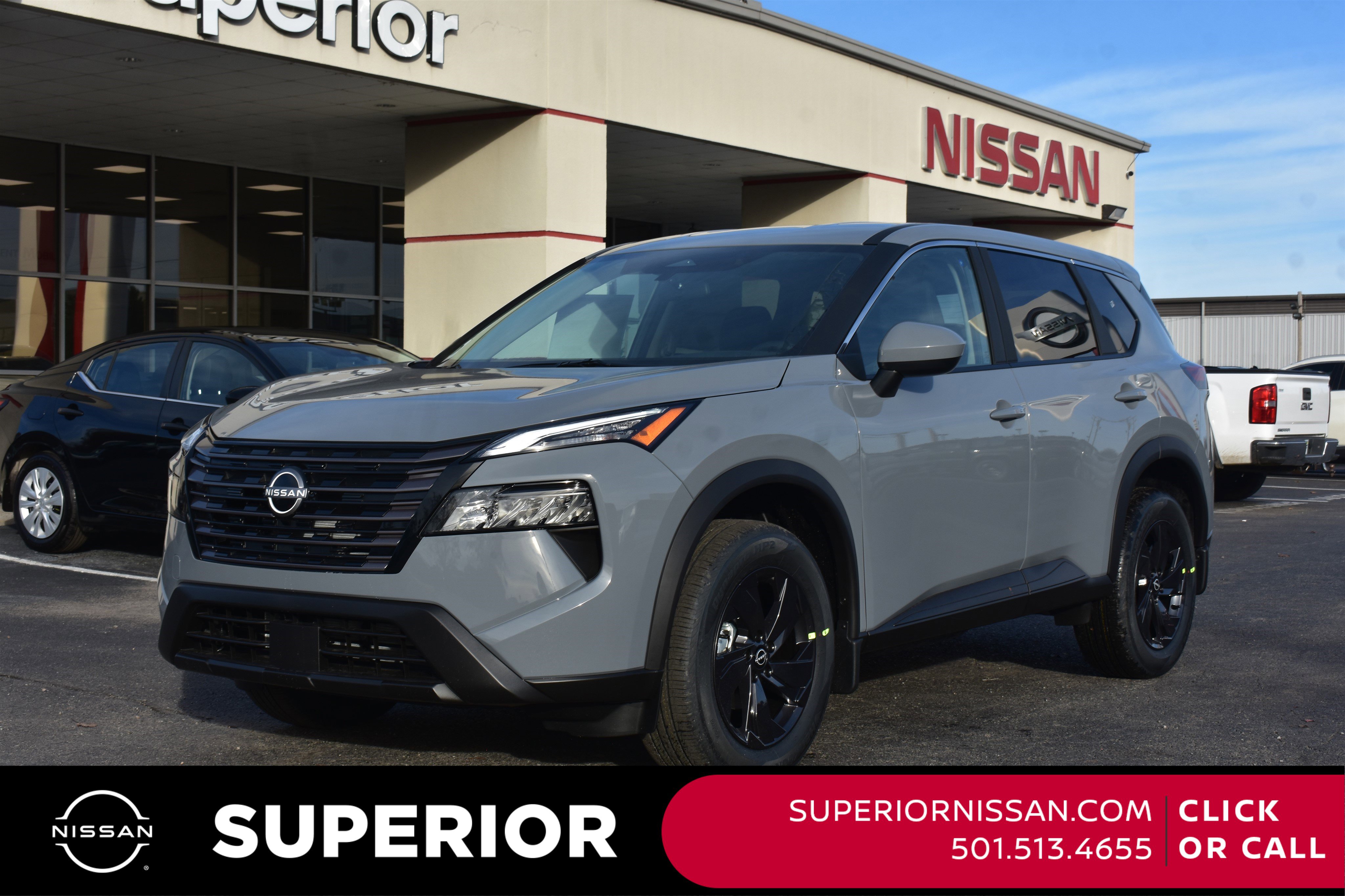 2026 Nissan Rogue SV's photo