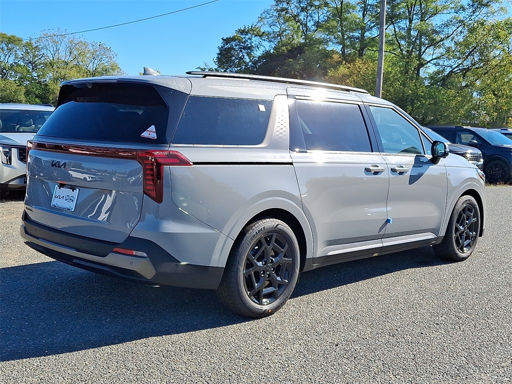 2026 Kia Carnival SX Prestige photo 3