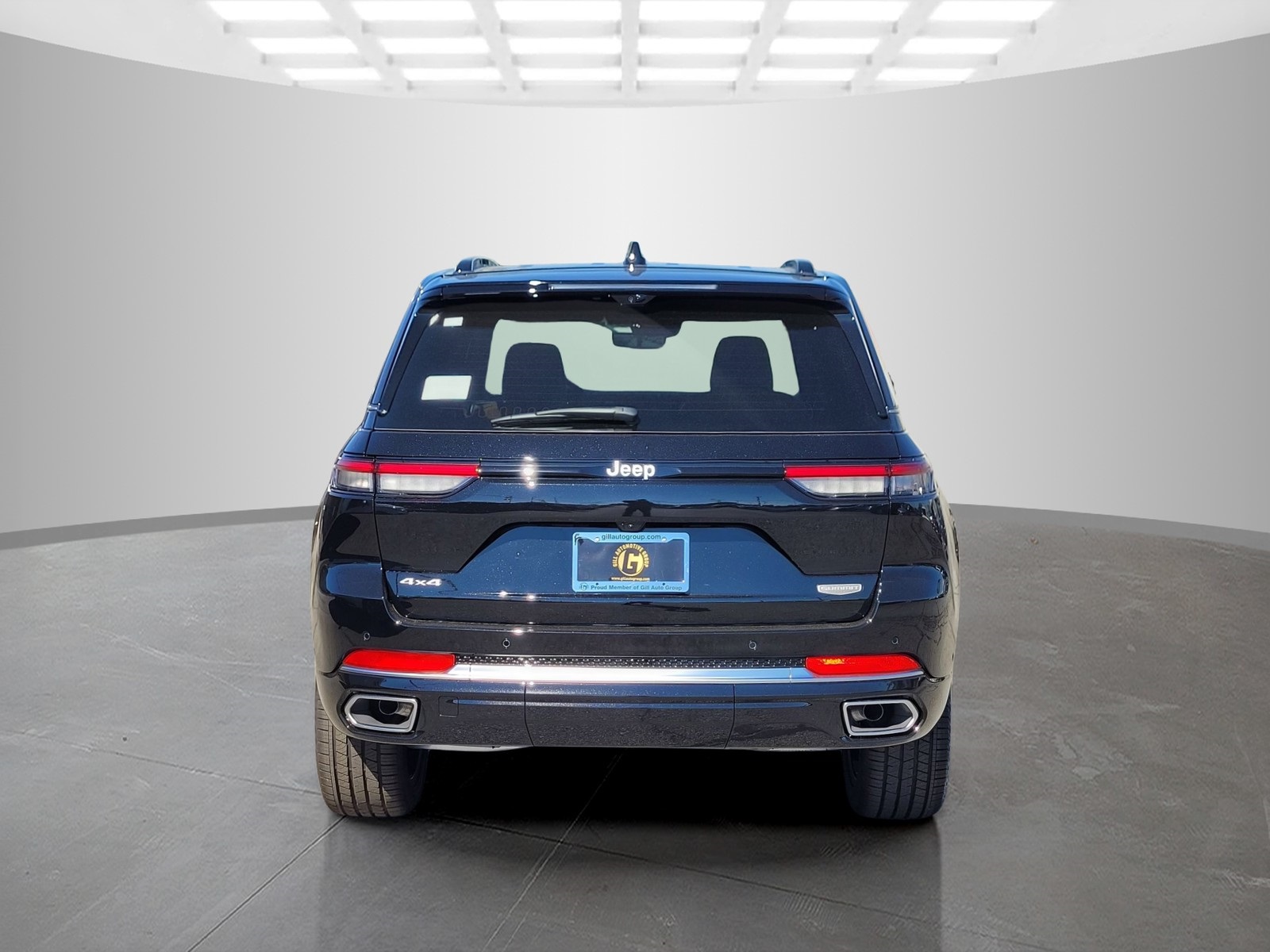 2025 Jeep Grand Cherokee Summit Reserve photo 4