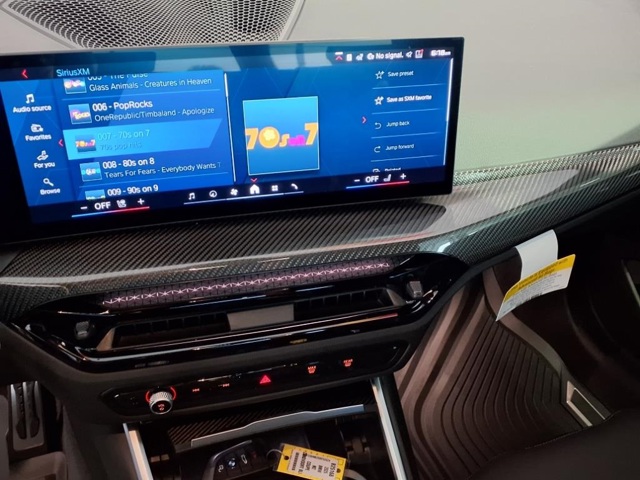 New 2025 Zandvoort Blue BMW Base image 5