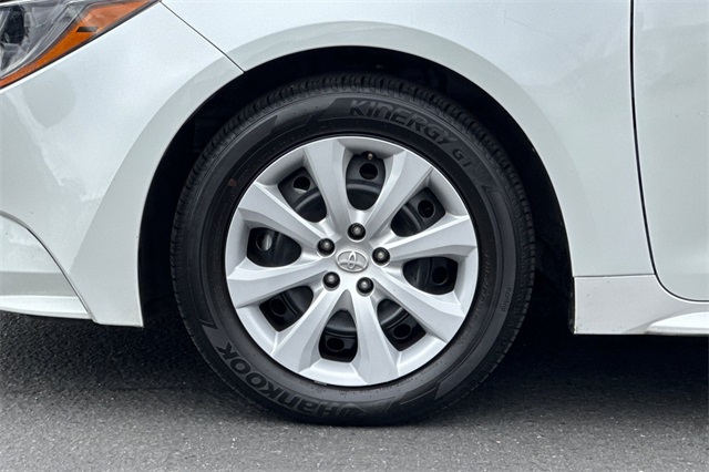 2024 Toyota Corolla LE photo 22