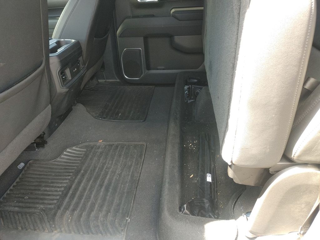 2023 Chevrolet Silverado 1500 RST photo 14
