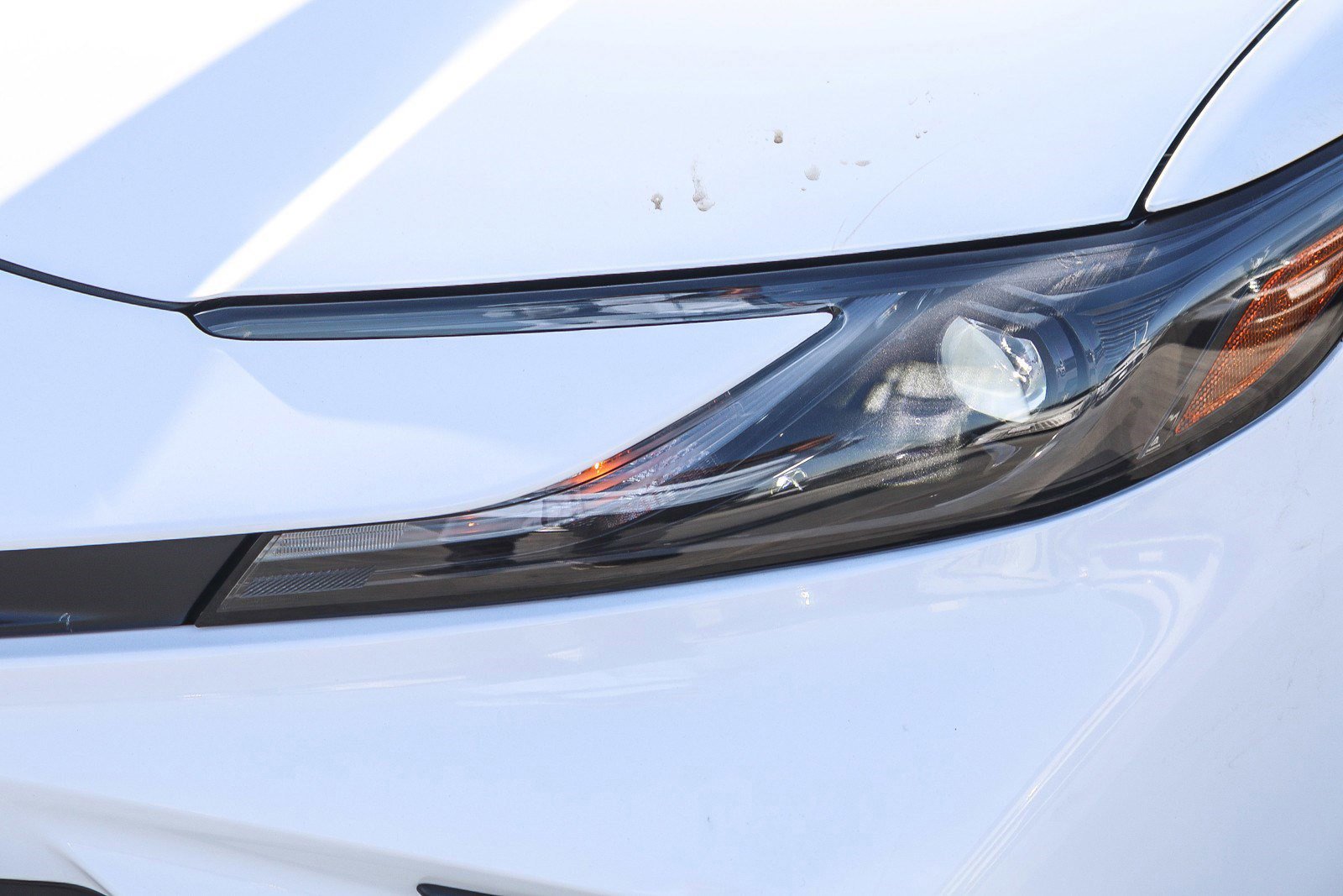 2025 Toyota Camry SE photo 3