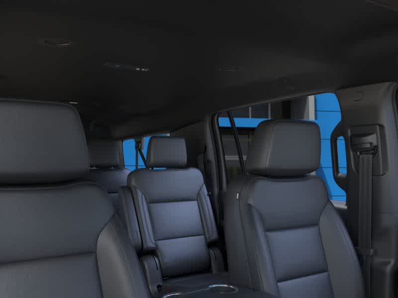2025 Chevrolet Suburban LT photo 22