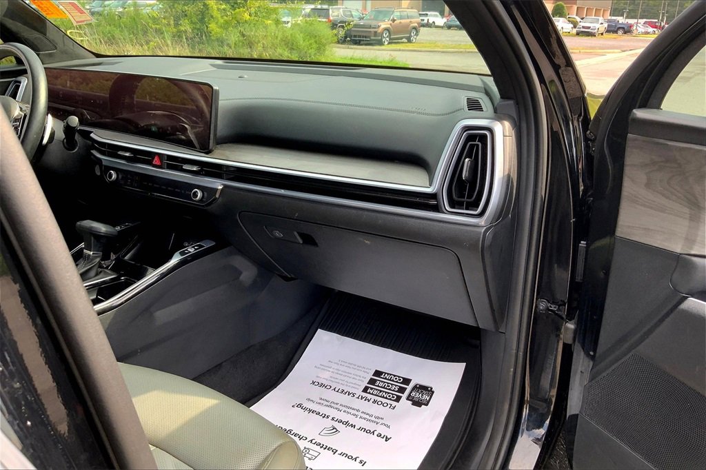 2025 Kia Sorento X-Line SX Prestige photo 15