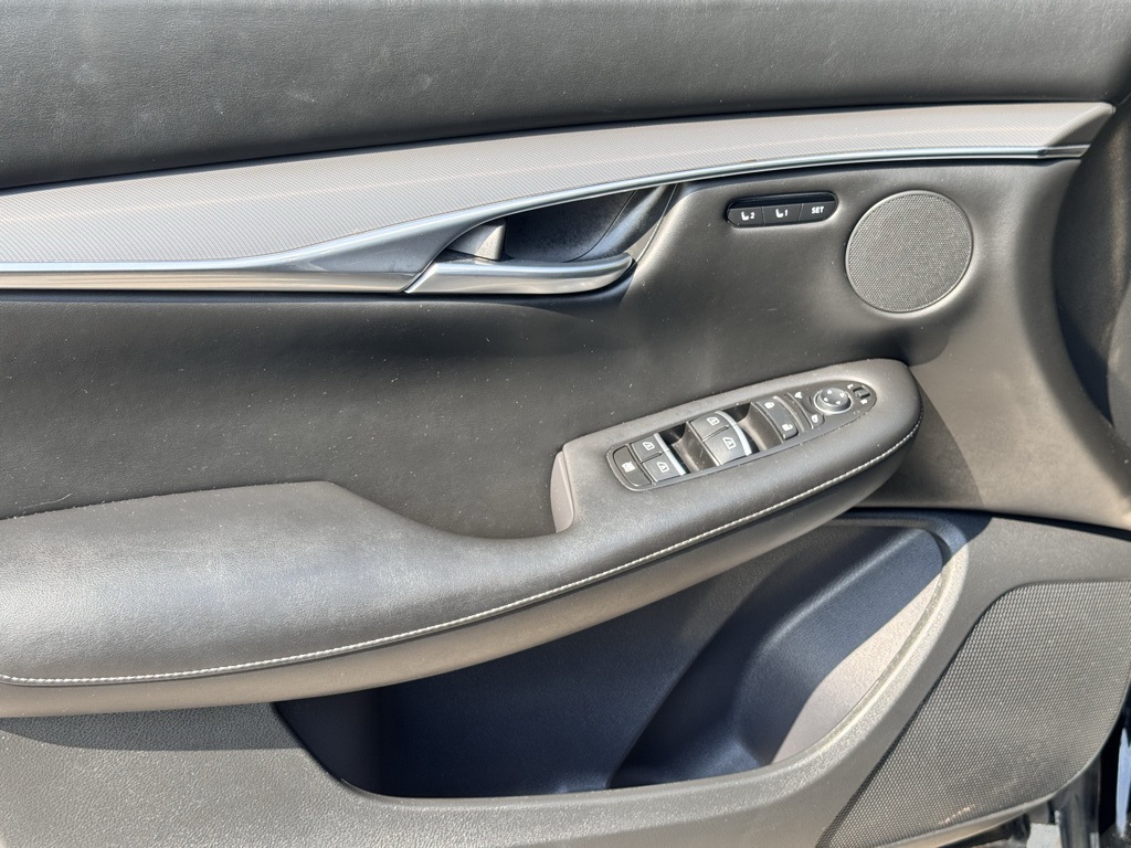 2024 Infiniti QX50 Luxe photo 17