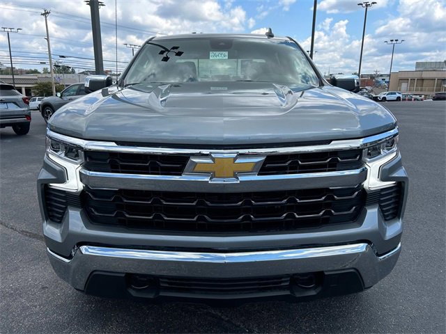 2026 Chevrolet Silverado 1500 LT photo 9