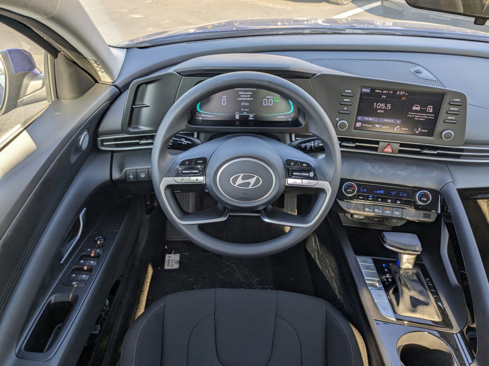 2025 Hyundai Elantra Blue SEL Sport photo 14