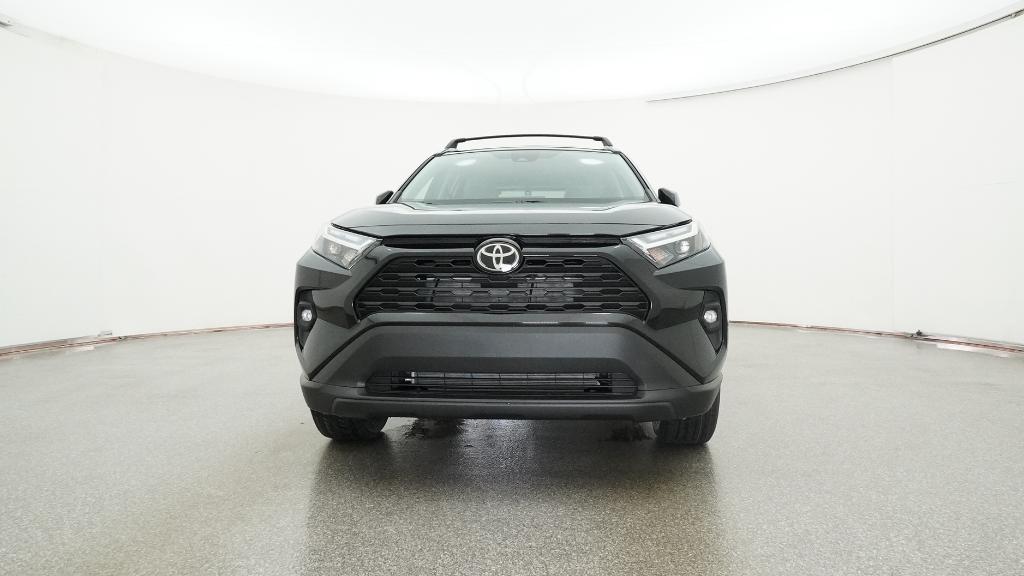 2025 Toyota RAV4 XLE Premium photo 3