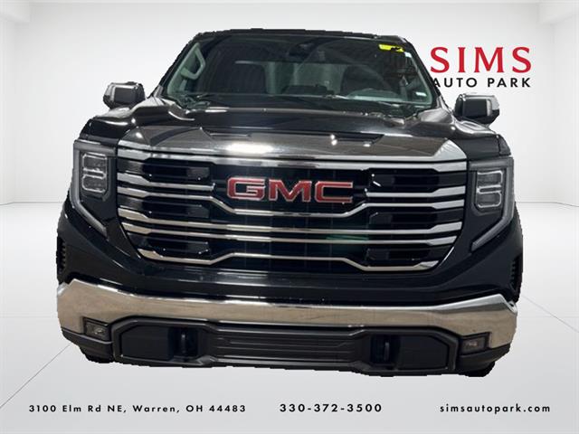 2024 GMC Sierra 1500 SLT's photo