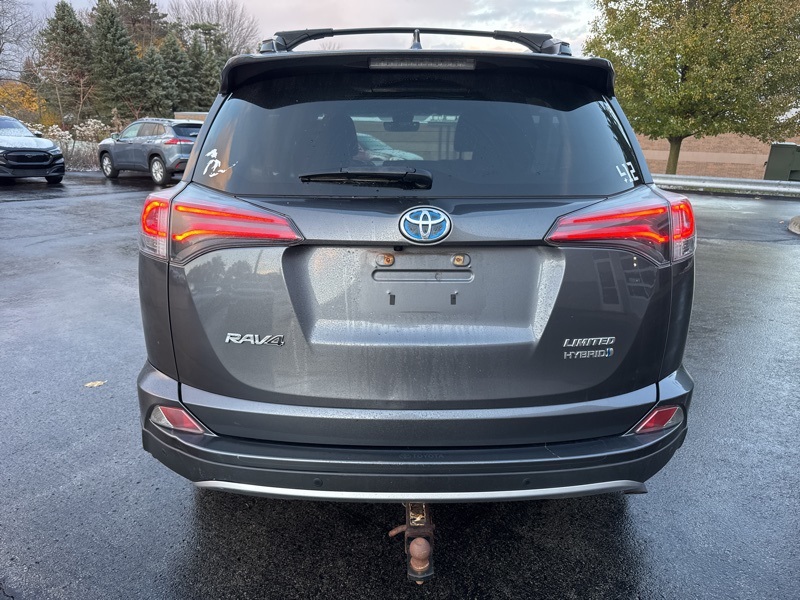 2018 Toyota RAV4 Hybrid Limited photo 3