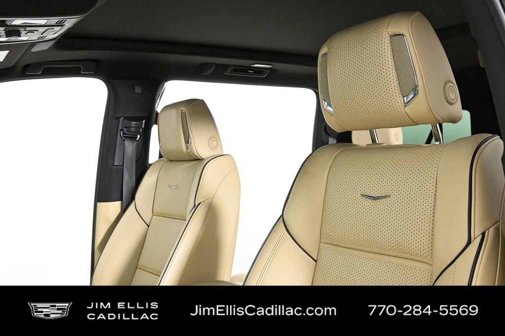 2023 Cadillac Escalade ESV Premium Luxury photo 4