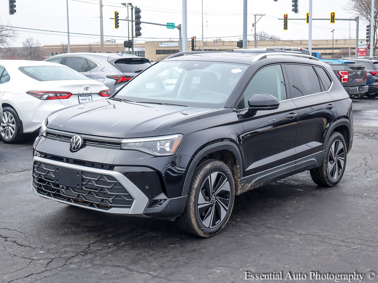 2025 VOLKSWAGEN TAOS - Image 2