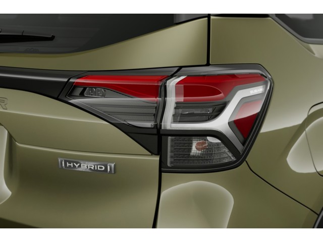 2025 Subaru Forester Touring photo 11