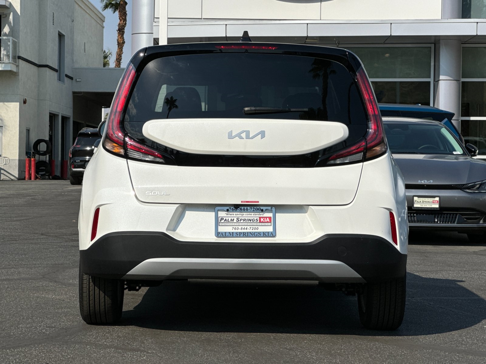 2025 Kia Soul LX photo 3